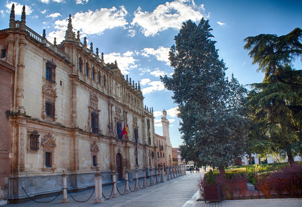 Parador Nacional de Alcalá de Henares Parador Nacional de Alcalá de Henares